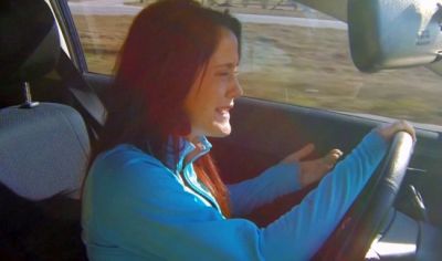 It wouldn't even be an episode of 'Teen Mom 2' unless Jenelle cried in her car.
