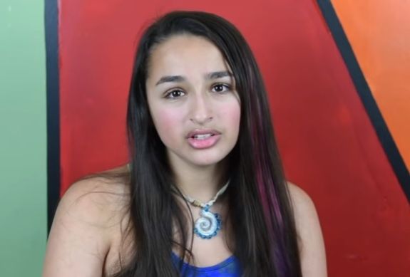 'I Am Jazz' Star Jazz Jennings Talks About Getting Her Gender Con...