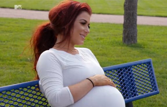 Teen Mom 2 Star Chelsea Houska Reveals Her Fourth Baby S Gender Discusses How She S Managing Her Anxiety Through This Pregnancy The Ashley S Reality Roundup