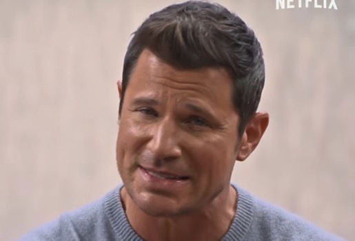 Love Is Blind' Host Nick Lachey Disputes Claims He Got Violent