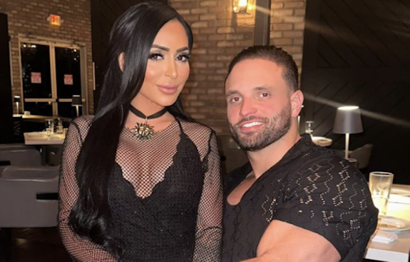 Jersey Shore Family Vacation' Star Angelina Pivarnick Gets Engaged