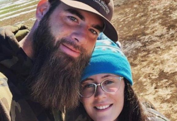 Teen Mom Jenelle Evans shares raunchy new photo of her butt in