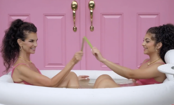 Mother and Daughter Take Weekly Baths Together?!, sMothered