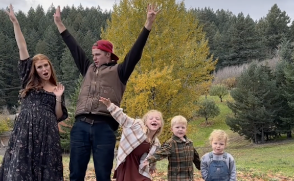 Little People, Big World's Audrey, Jeremy Roloff's Family Photos