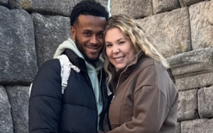 Former ‘Teen Mom’ Star Kail Lowry Appears to Ditch Engagement Ring Amid